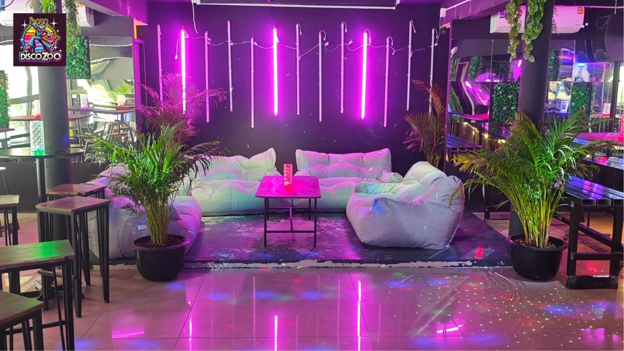 Disco Zoo Bar & Hostel 핫 린 외부 사진